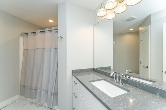 762 Towne Drive NE, Byron, MN 55920