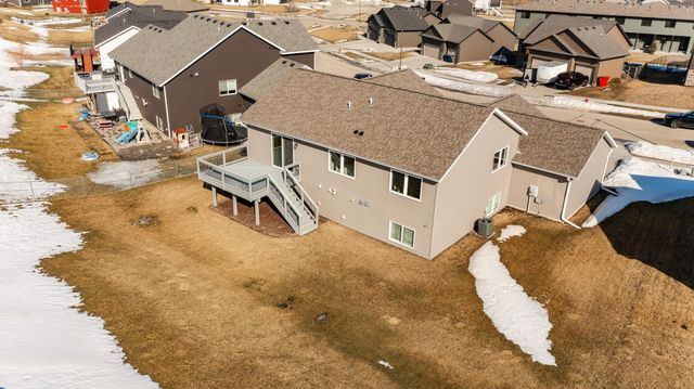 762 Towne Drive NE, Byron, MN 55920