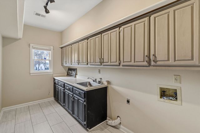 3106 COUNTRY PLACE DR W, Collierville, TN 38017