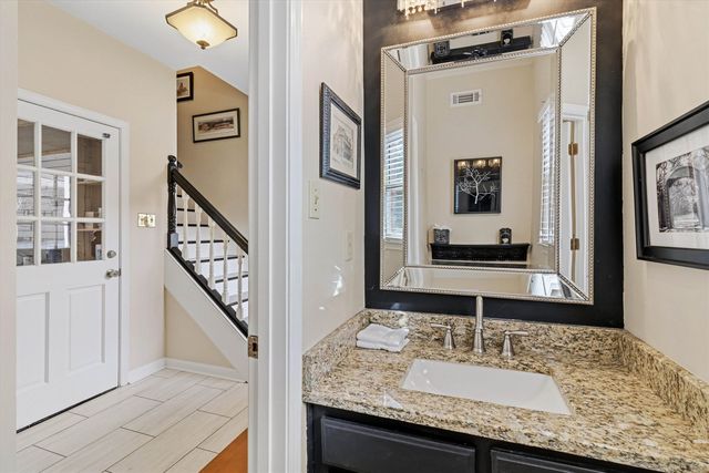 3106 COUNTRY PLACE DR W, Collierville, TN 38017