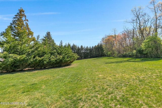 35 Hillcrest Drive, Colts Neck, NJ 07722