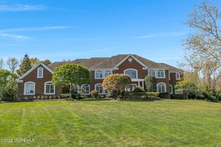 35 Hillcrest Drive, Colts Neck, NJ 07722