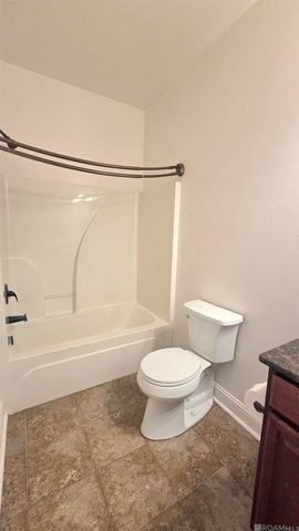 10028 Savannah Jane Ln, Baton Rouge, LA 70817