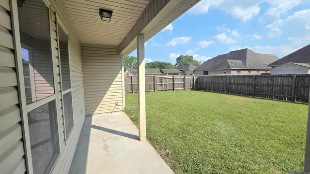 10028 Savannah Jane Ln, Baton Rouge, LA 70817