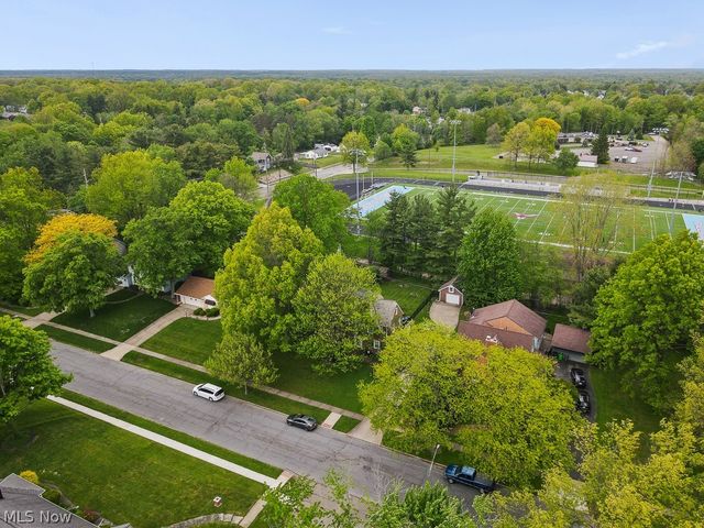 705 Overlook Drive, Alliance, OH 44601