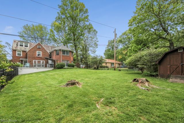 705 Overlook Drive, Alliance, OH 44601