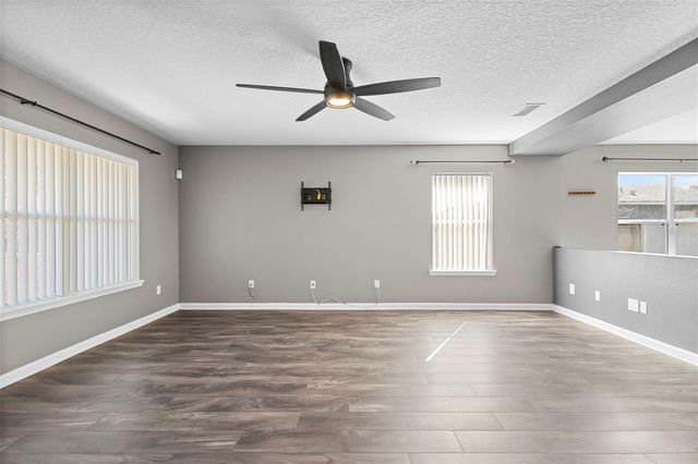 3339 CROTON AVENUE, Deltona, FL 32738