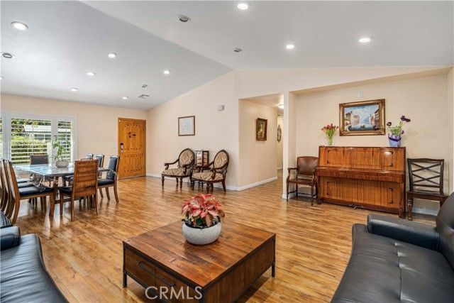 7305 Verdugo Crestline, Tujunga (los Angeles), CA 91042