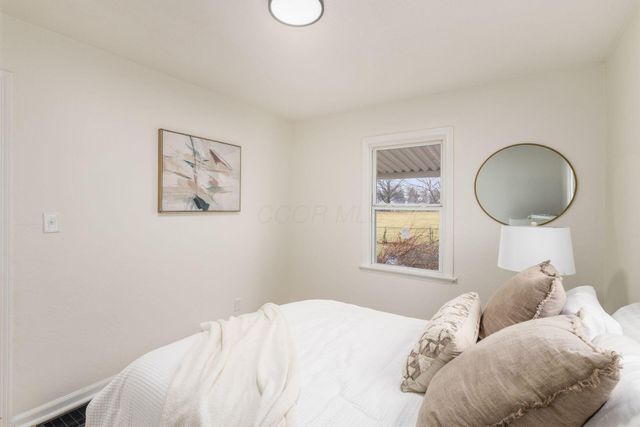 3281 Oaklawn Street, Columbus, OH 43224