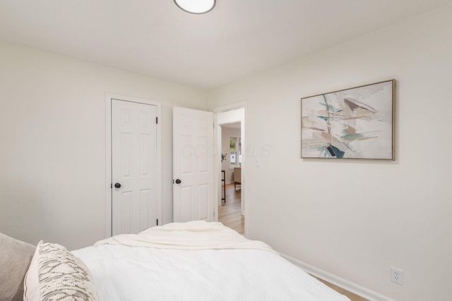 3281 Oaklawn Street, Columbus, OH 43224