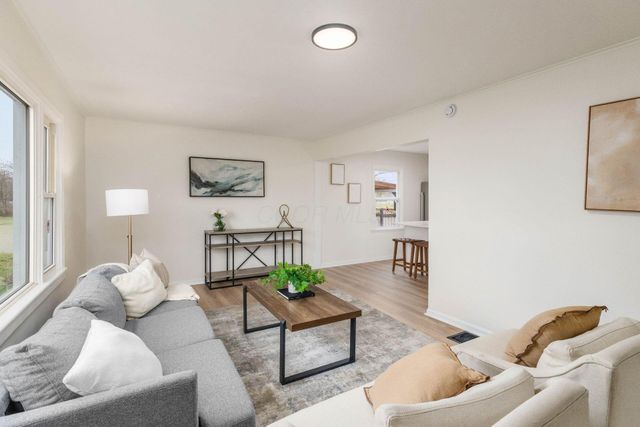 3281 Oaklawn Street, Columbus, OH 43224