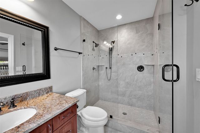 4401 NE 18th Avenue, Oakland Park, FL 33334