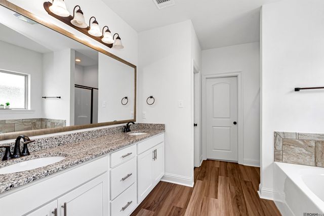 39112 Eminent Oaks, Gonzales, LA 70737