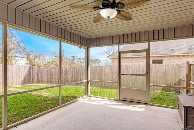 39112 Eminent Oaks, Gonzales, LA 70737