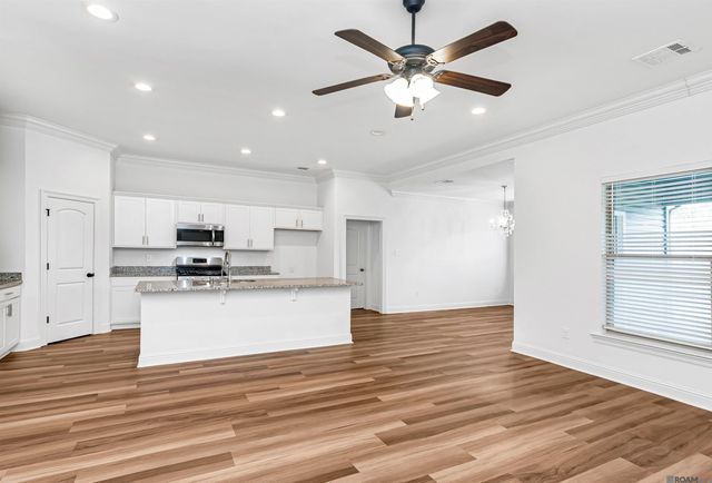 39112 Eminent Oaks, Gonzales, LA 70737