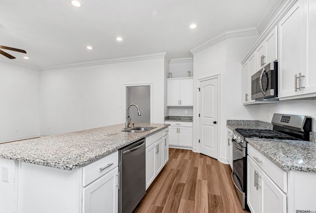 39112 Eminent Oaks, Gonzales, LA 70737