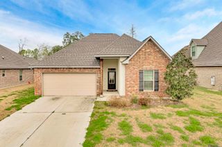 39112 Eminent Oaks, Gonzales, LA 70737