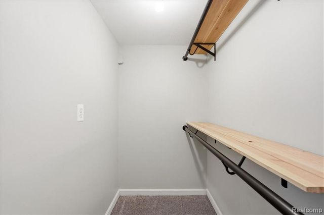 154 East Street, Oxford, MI 48371