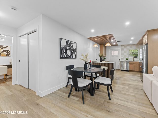 681 New Castle Court B, Lakewood, NJ 08701
