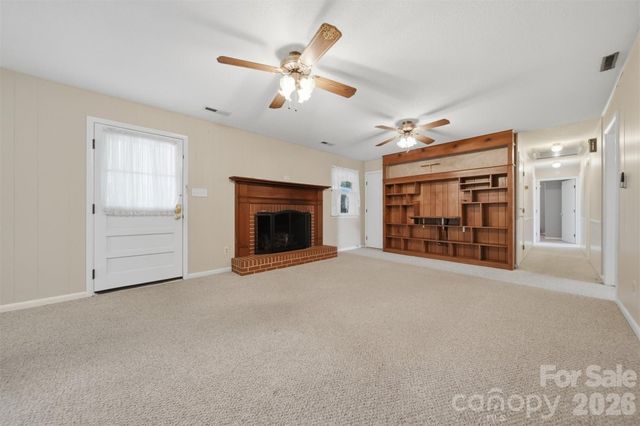 466 Shiloh Church Road, Hickory, NC 28601