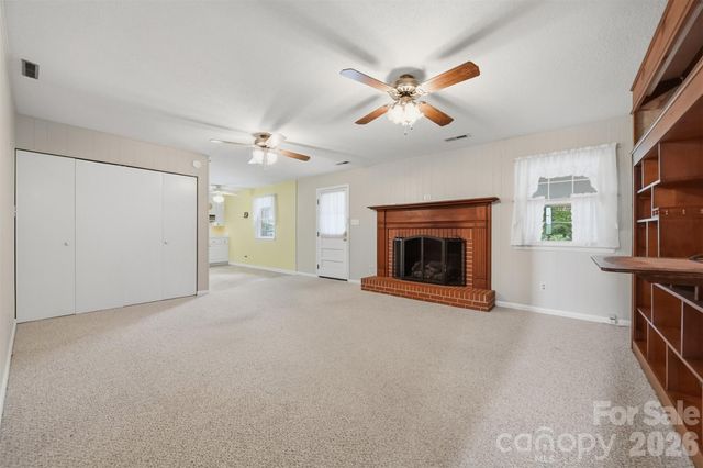 466 Shiloh Church Road, Hickory, NC 28601