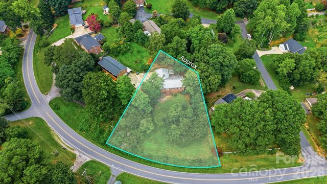 466 Shiloh Church Road, Hickory, NC 28601