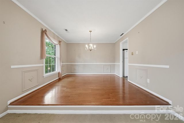 466 Shiloh Church Road, Hickory, NC 28601