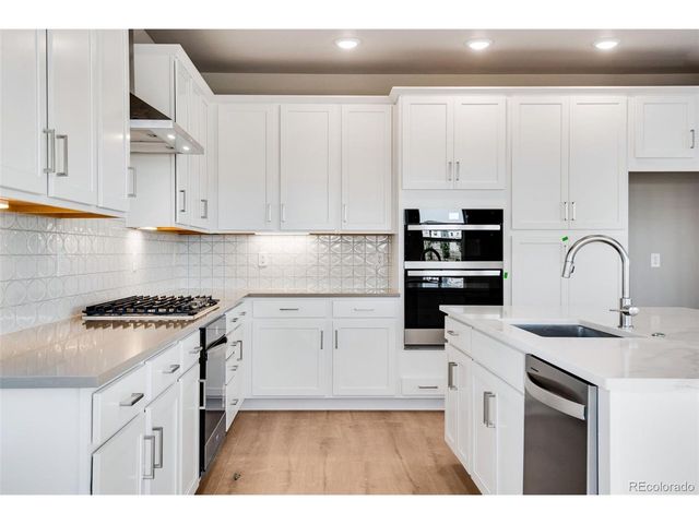 8572 Eckley St, Littleton, CO 80125