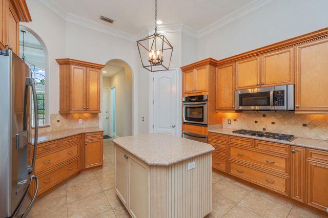 4594 Nautical Court, Destin, FL 32541