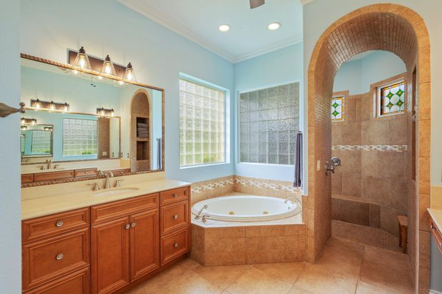 4594 Nautical Court, Destin, FL 32541