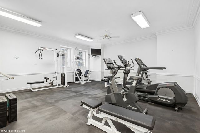 421 W MELROSE Street 6C, Chicago, IL 60657