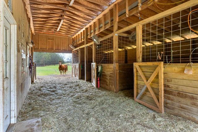 3490 YAGER RD, Moscow, TN 38057