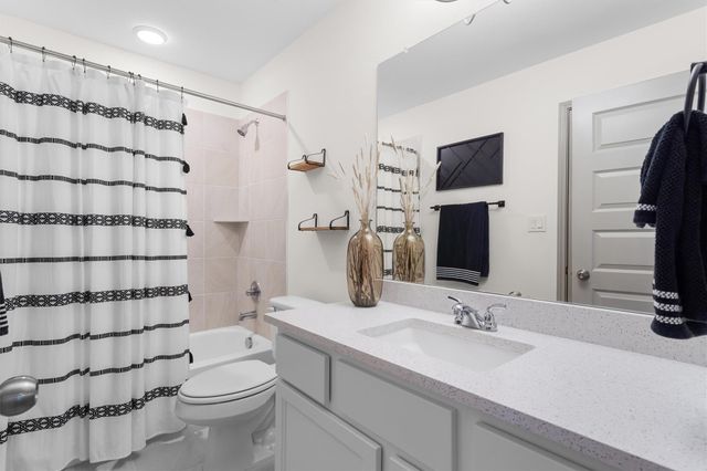 209 Rio Ranchero RD, Georgetown, TX 78628