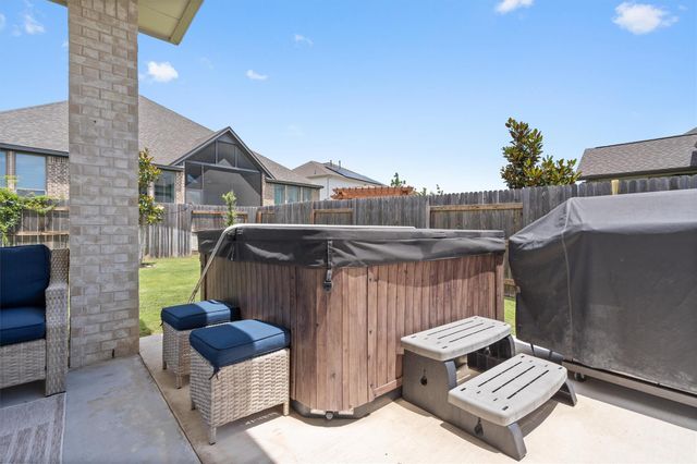 209 Rio Ranchero RD, Georgetown, TX 78628