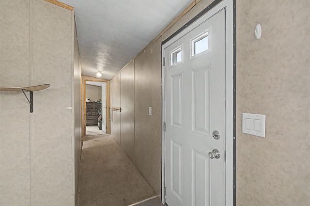 690 VT Route 105, Sheldon, VT 05483