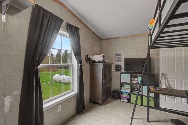 690 VT Route 105, Sheldon, VT 05483