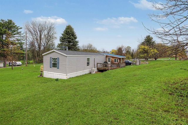 690 VT Route 105, Sheldon, VT 05483