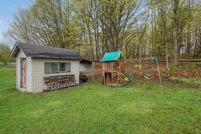 690 VT Route 105, Sheldon, VT 05483