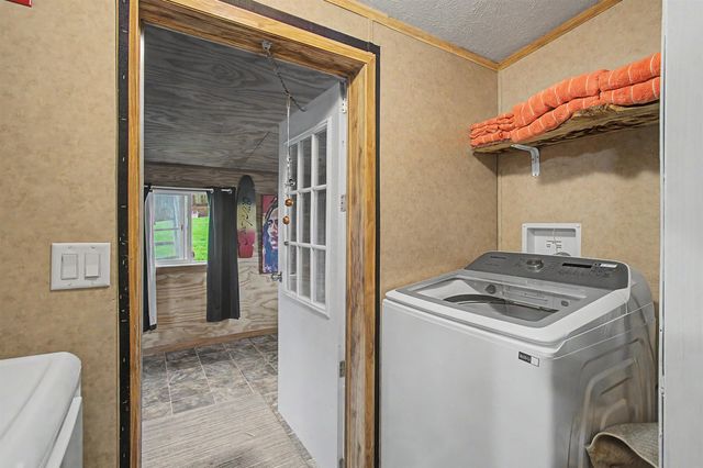 690 VT Route 105, Sheldon, VT 05483