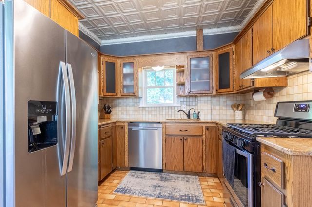 1325 10th Avenue N, Saint Cloud, MN 56303