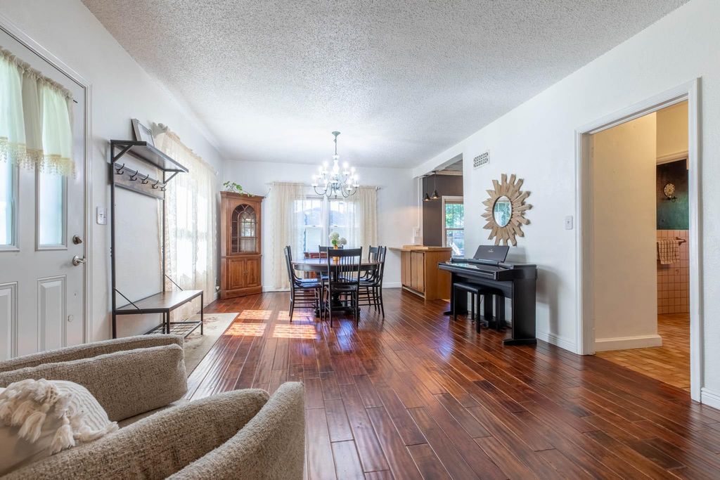 1325 10th Avenue N, Saint Cloud, MN 56303