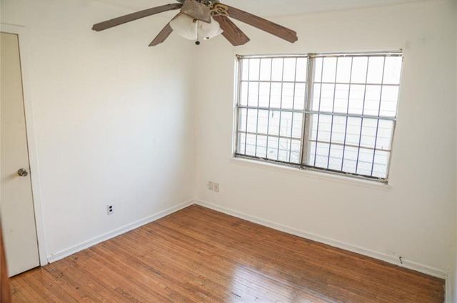 4810 Scenic Drive, Houston, TX 77048