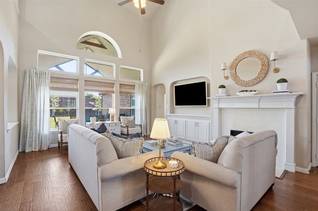 2264 Hideaway Pointe Drive, Little Elm, TX 75068