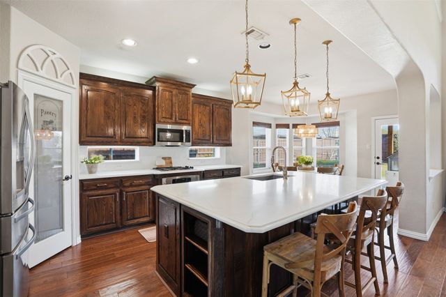 2264 Hideaway Pointe Drive, Little Elm, TX 75068