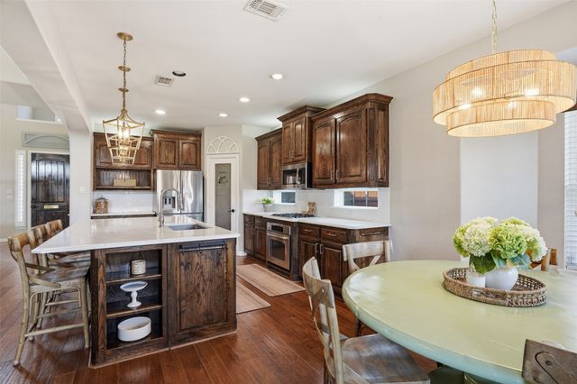 2264 Hideaway Pointe Drive, Little Elm, TX 75068