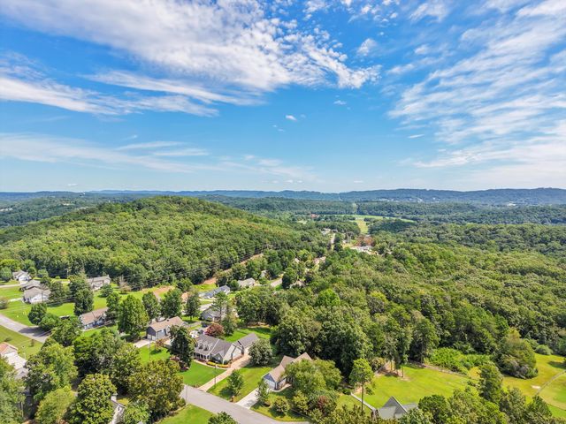 61 S Middleview Drive, Ringgold, GA 30736
