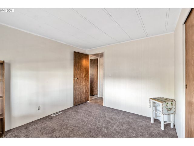 2511 Se RIVER Rd 88, Hillsboro, OR 97123
