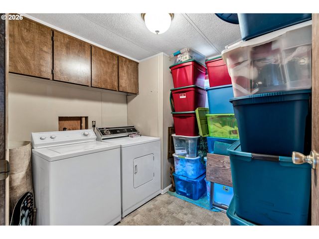 2511 Se RIVER Rd 88, Hillsboro, OR 97123