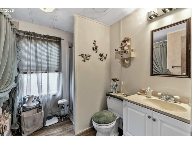 2511 Se RIVER Rd 88, Hillsboro, OR 97123