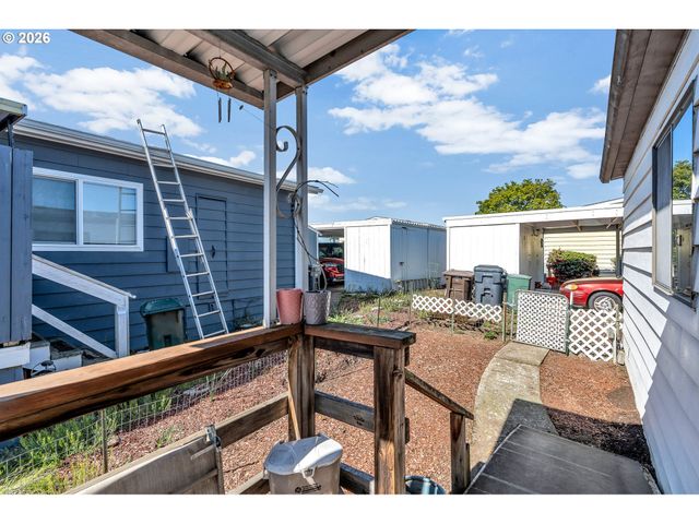 2511 Se RIVER Rd 88, Hillsboro, OR 97123